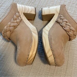 Dolce Vita Braided Tan Women's Clogs size 10